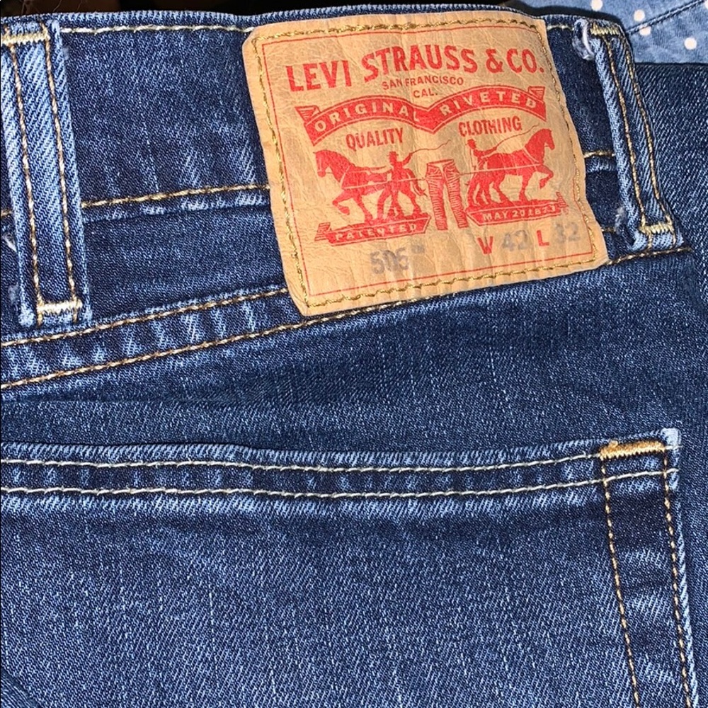 Men’s 👖 Levi’s 505 Jeans SO COMFY & DURABLE!